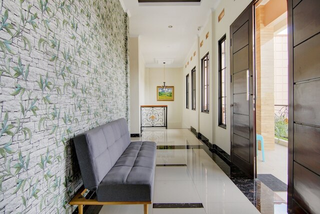 OYO 90233 ザ シャイン レジデンス