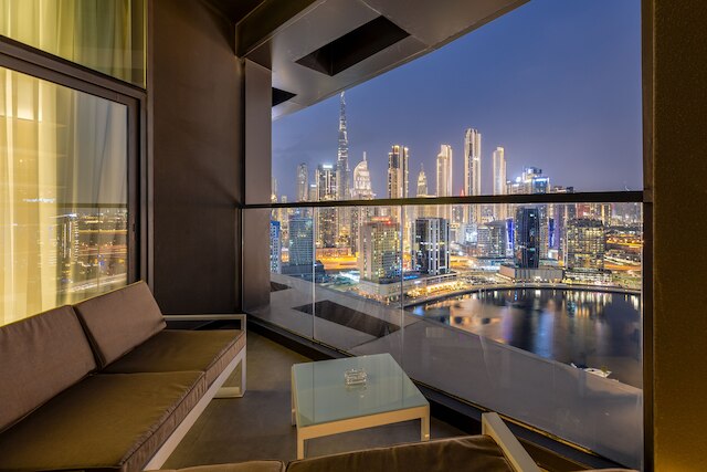 ウェーブス - ドバイのビジネスベイにある海辺の壮観な2BR