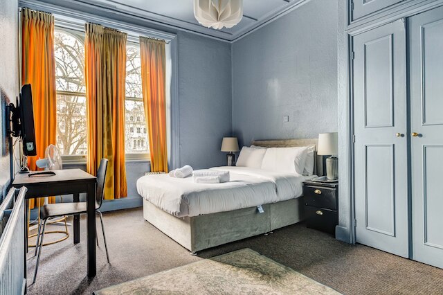 ロンドンコレクションケンジントンガーデンズ