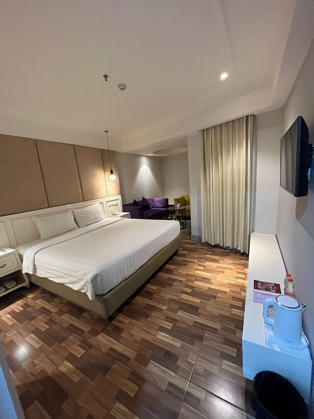 ダイマノーウッドホテル