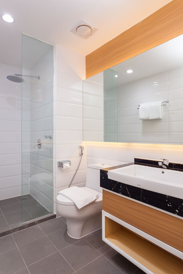 ダイマノーウッドホテル