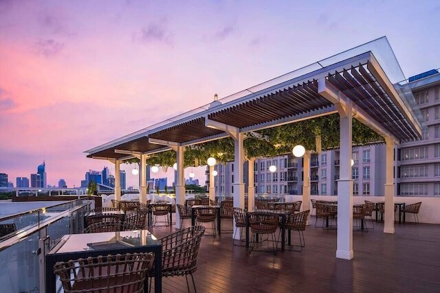 ダイマノーウッドホテル