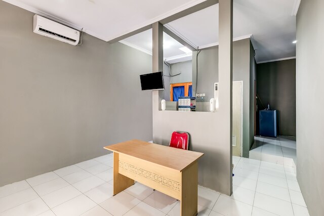 OYO ライフ 91239 コスト ロサンディ ハウス ジョグジャカルタ