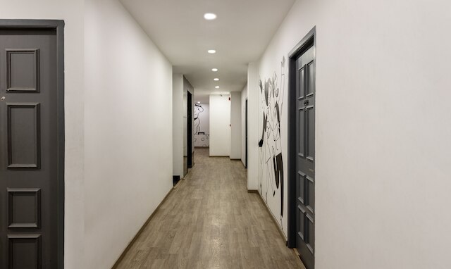 ツリーボー ツリートップス イン - アンナ ナガル