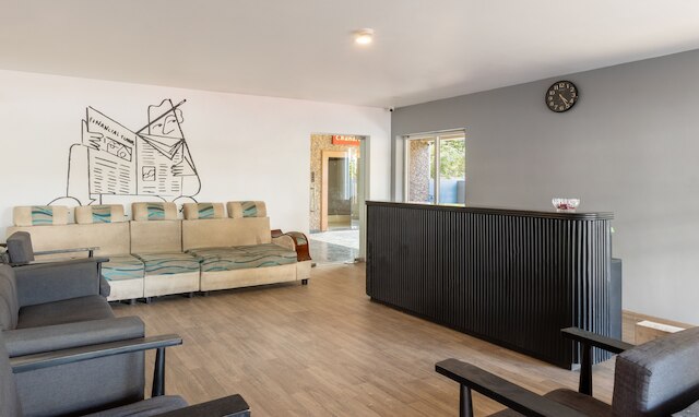 ツリーボー ツリートップス イン - アンナ ナガル