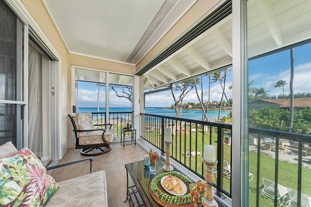 ラハイナのナピリサーフ207