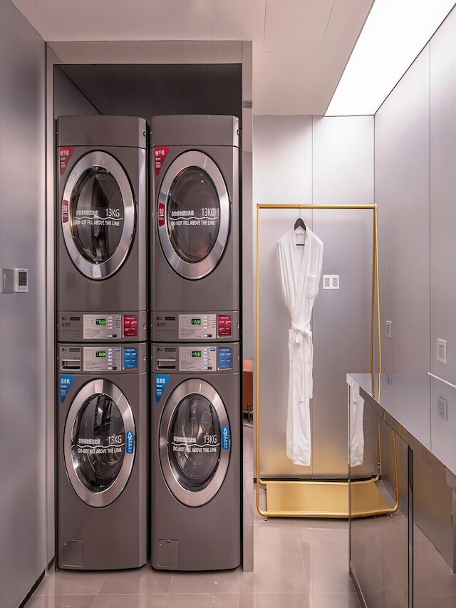 Crystal Orange Wangfujing Hotel