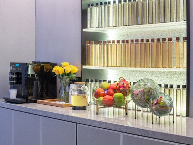 Crystal Orange Wangfujing Hotel