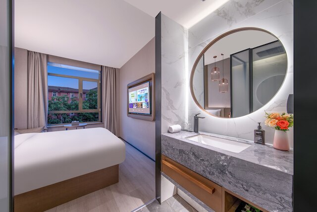 Crystal Orange Wangfujing Hotel