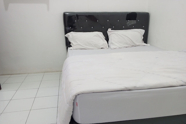 OYO ライフ 92543 ラトゥ サクティ レジデンス シャリア