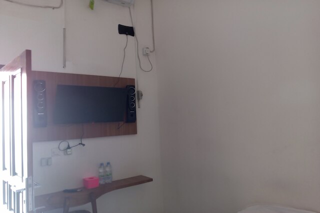 OYO ライフ 92543 ラトゥ サクティ レジデンス シャリア