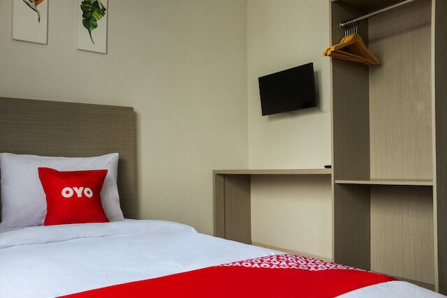 OYOライフ3251 D'daunイン