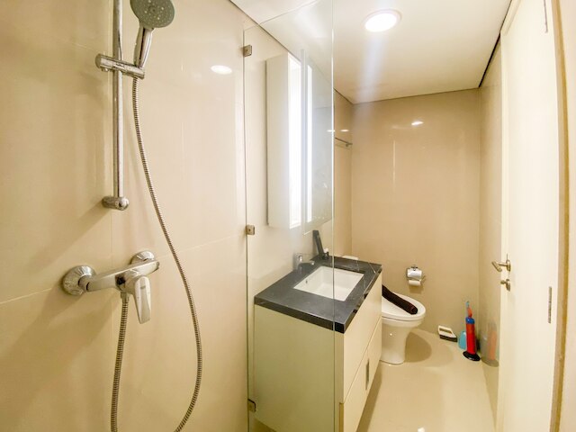 ミニマリストのスタジオルームマーカスドラファイエットアパートメント