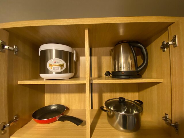 ミニマリストのスタジオルームマーカスドラファイエットアパートメント