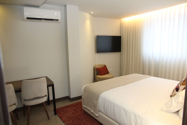 ブランドアパートメンツ