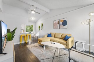 プライム ソコ シック 2 ベッドルーム キング スイート ウィズ プール パーキング