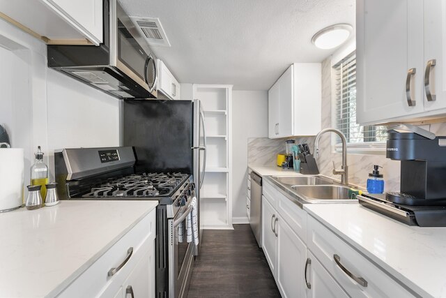 プライム ソコ コンフィ 2 ベッドルーム キング スイート ウィズ プール パーキング