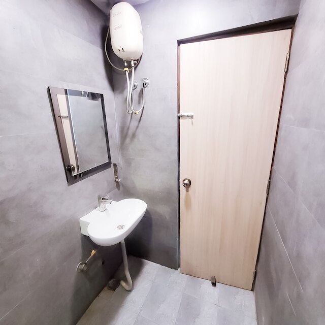 ルームシャラ150 ハッピーイン・ビノドナガー