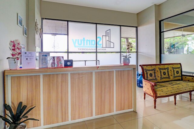 OYO ライフ 92735 アパートメント タマンサリ パノラミック バイ サントゥイ