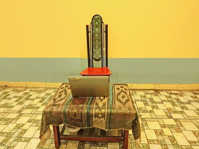 OYO Life  92936 コスト・テテ・エルニ・カラワン