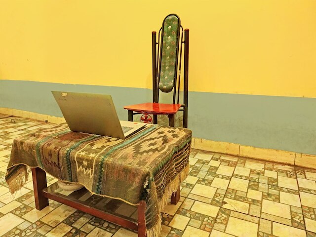 OYO Life  92936 コスト・テテ・エルニ・カラワン