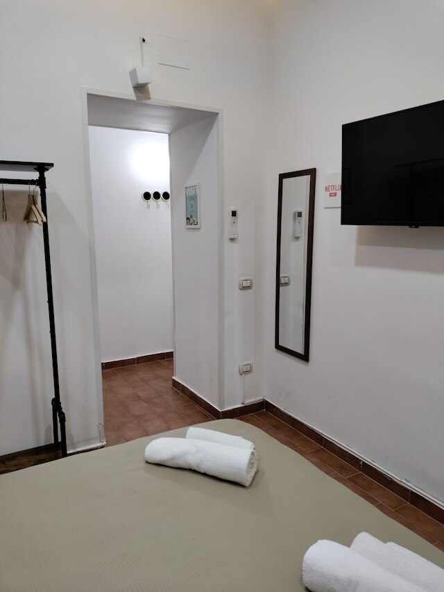 クイーン20 - プライベートルームズドゥオモ