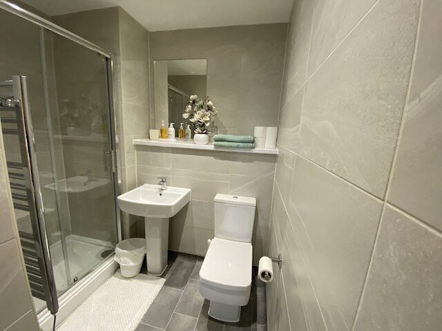 スタニング2ベッドルームシティセンターアパートメント