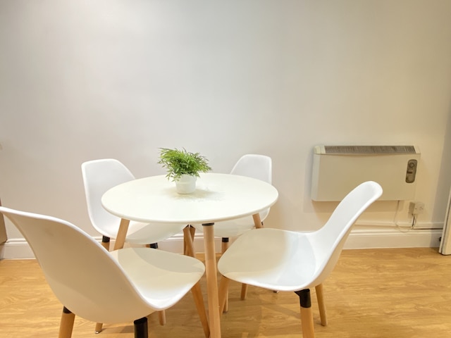 中央ロンドンの非の打ちどころのない2ベッドルームのアパート