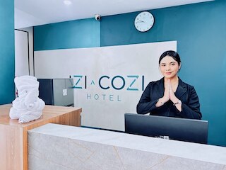 IZI COZI ホテル ケマヨラン