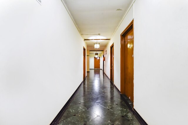 ファブホテルマハラジャ