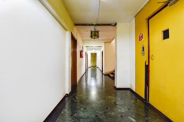 ファブホテルマハラジャ