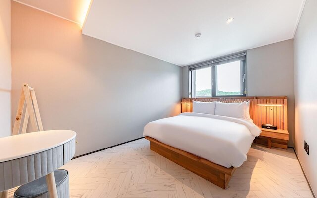 Gyeongju H Avenue Hotel Bulguksa