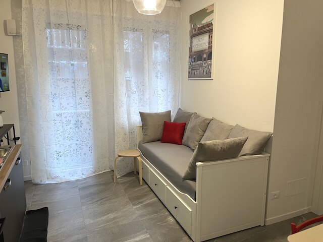 ボローニャ.ホームズ