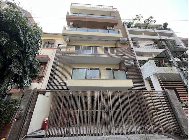 ハウズ・カスのフルリーファニッシュドルーム