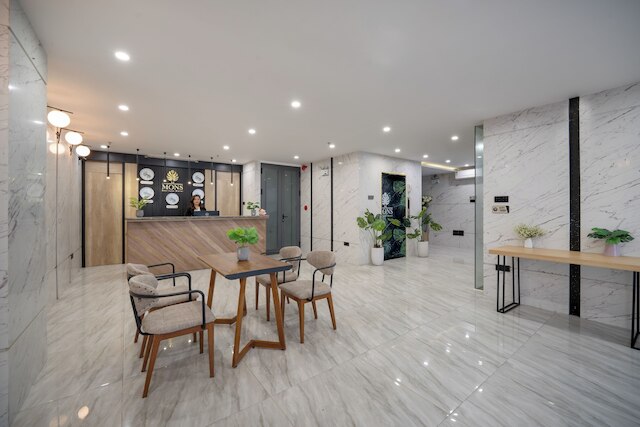 モンス ブティック ホテル アンド アパートメント