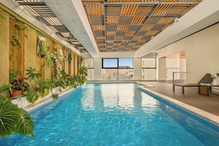 モンス ブティック ホテル アンド アパートメント