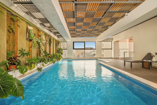 モンス ブティック ホテル アンド アパートメント