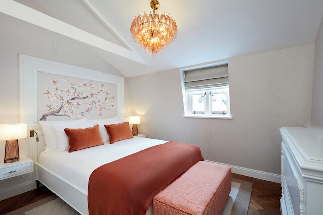 2 チェシャムホテル