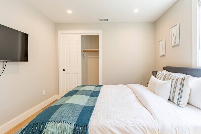 SF近郊の丘の豪華なアパート