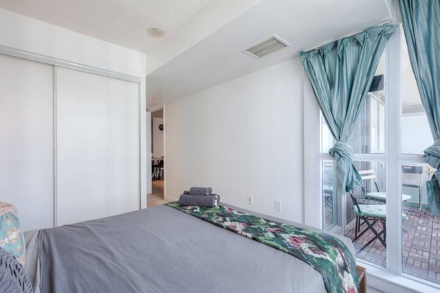 ウォーターフロントデラックスレジデンス