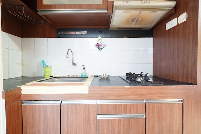 OYO 93545 ゲートウェイシカダズアパートメントバイバービーホームステイ