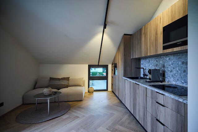 ゲル ホームズ - アダルトオンリーアパートメンツ