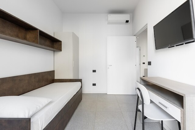 ホワイト カラ アパートメント バイ ワンダフル イタリー