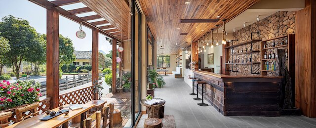 Guilin Village Creek Inn