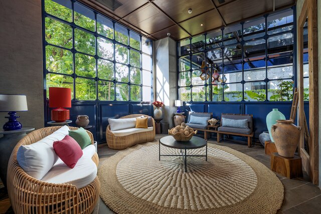 アシュリー・トゥグ・タニ・メンテング