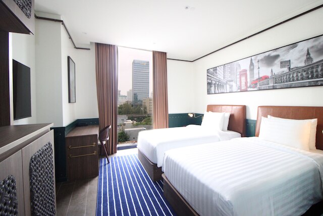 アシュリー・トゥグ・タニ・メンテング