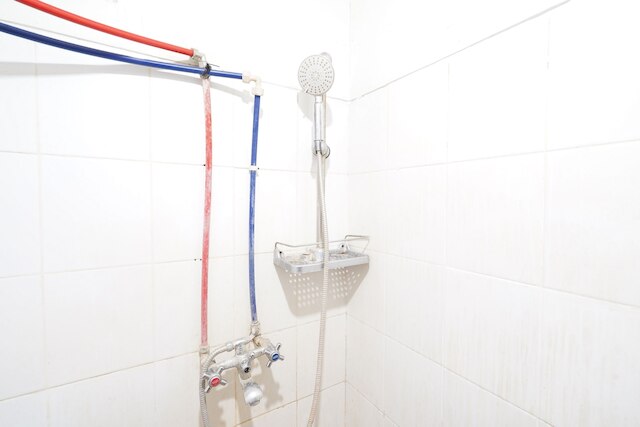 OYO 93547 メトロスイーツアパートメント バービーホームステイ