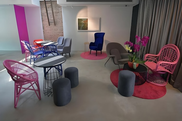 ハイ・ホテル・ブギス