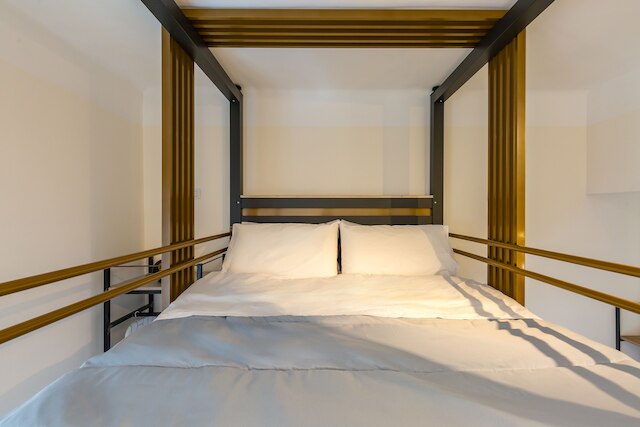 ナポリ中央駅アパート＆スイーツ