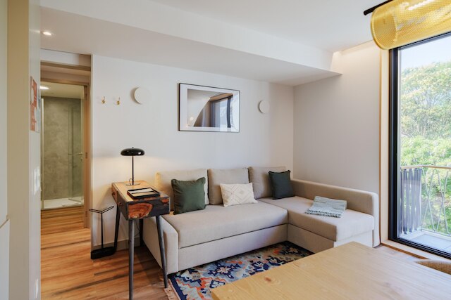 フィール・ポルト・フィルメサ・コワーキング・フラット2 1